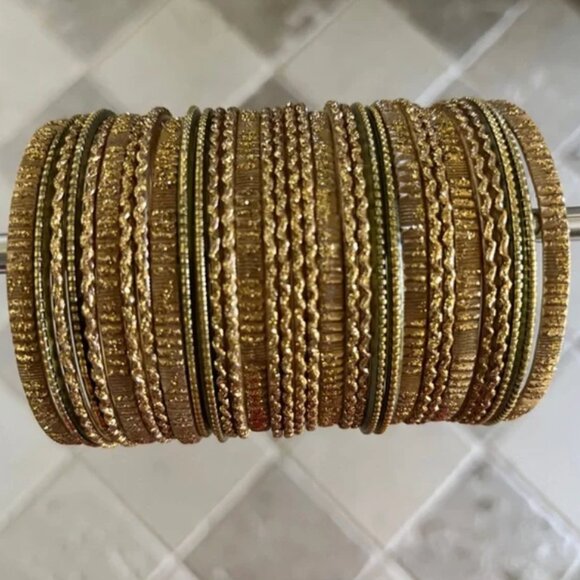 Antique Gold brass Glitter bangles Indian Party Jewelry Set - Picture 7 of 15